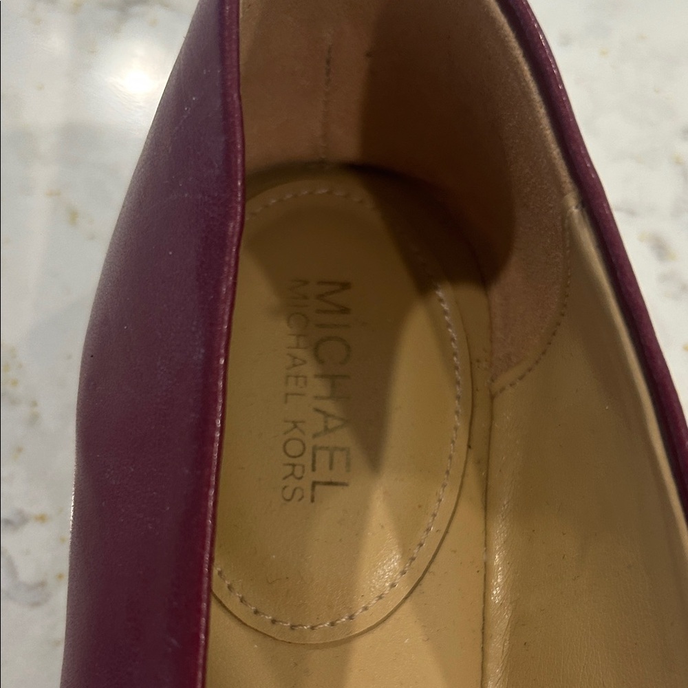 Michael Kors Burgundy Leather Ballet Flats with MK Logo Lock Bow Size 7.5M - Picture 2 of 7